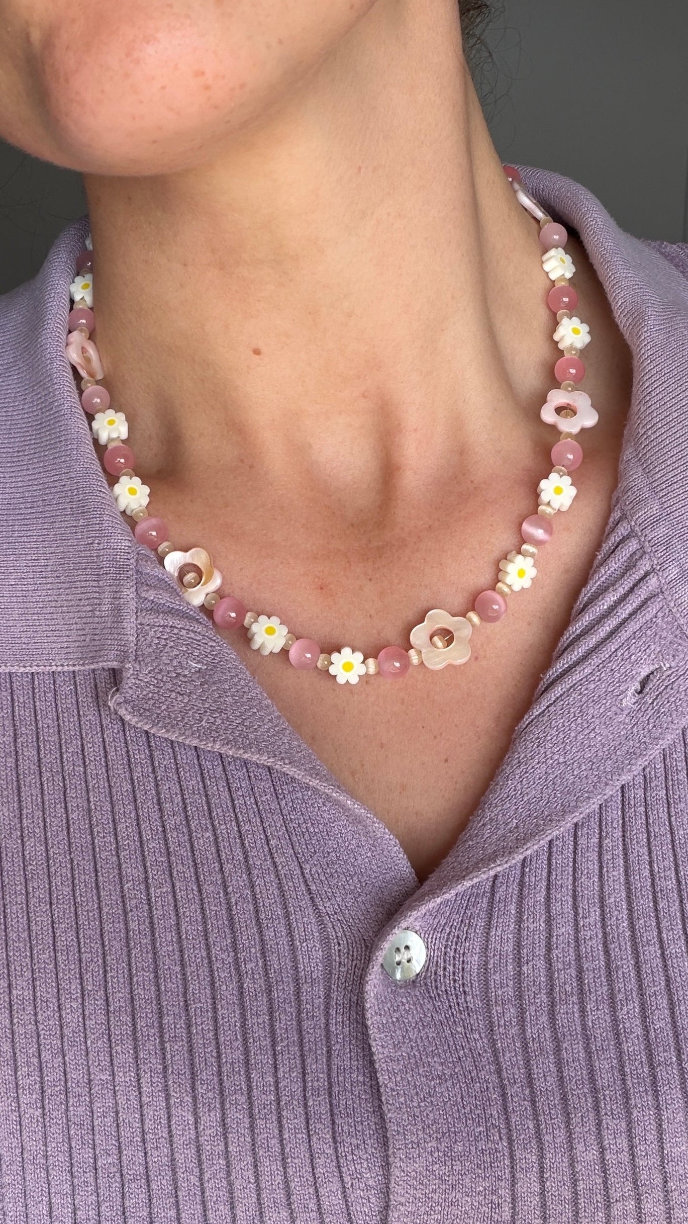 Daisy Kisses Adult
